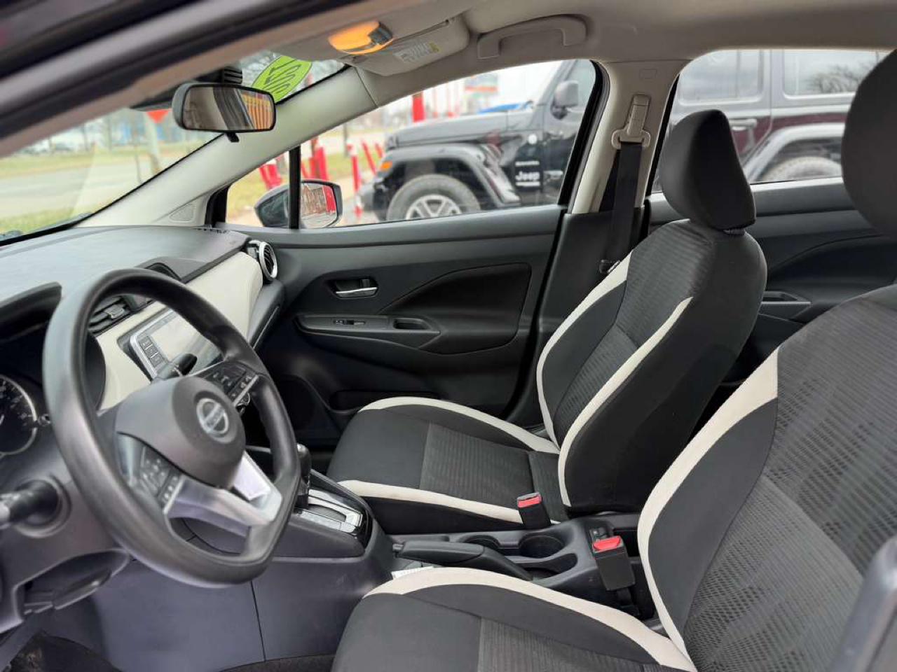 Nissan Versa SV 2021