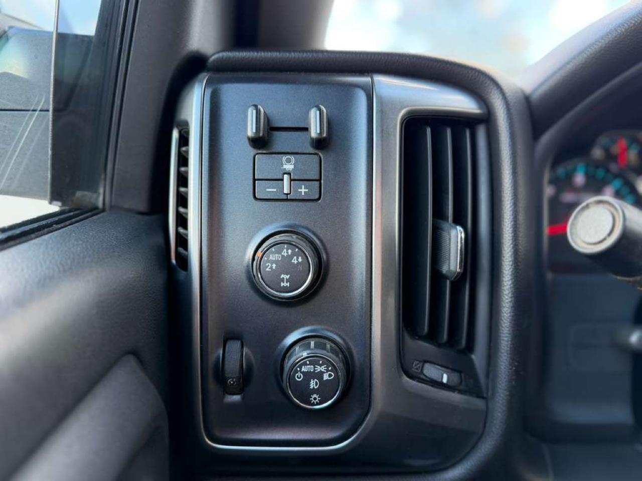 Chevrolet Silverado 1500 LT Z71 Crew Cab 4WD 2016