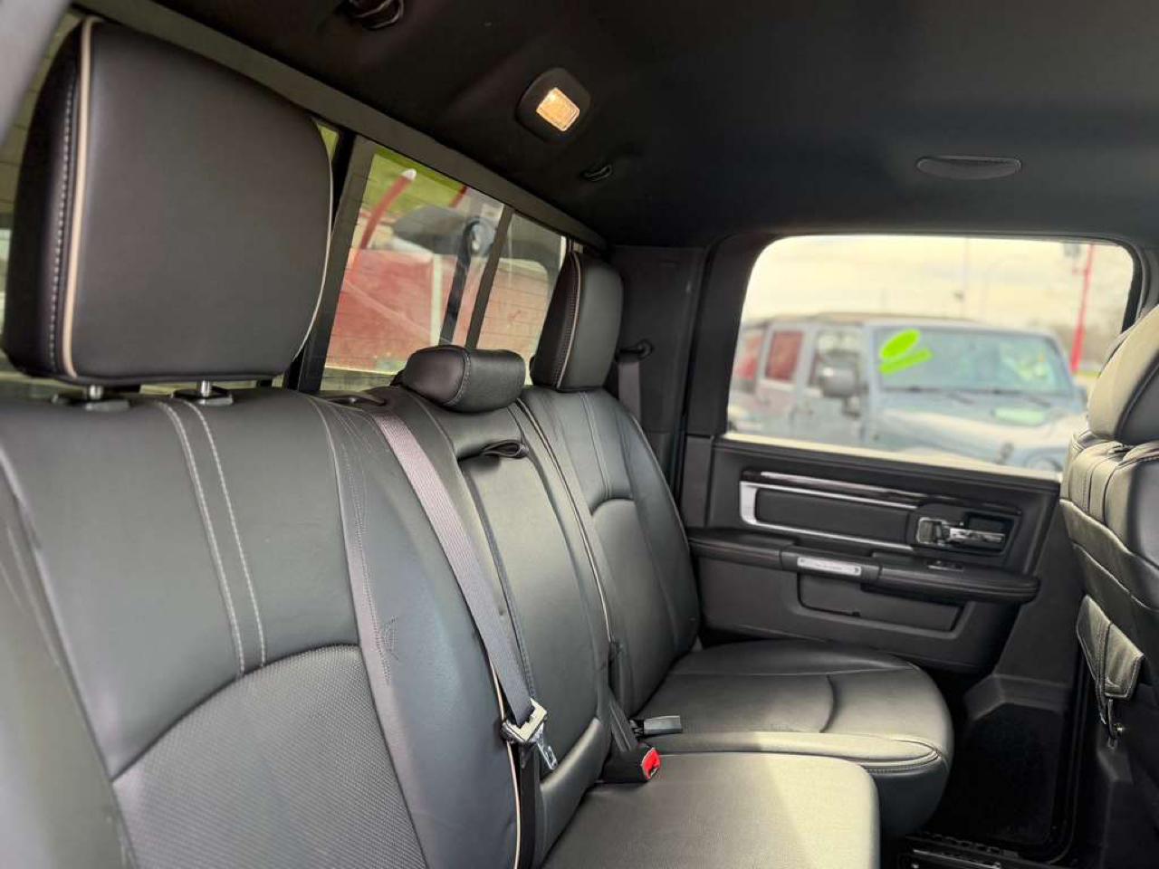 RAM 1500 Limited 4x4 Crew Cab 5'7" Box 2017