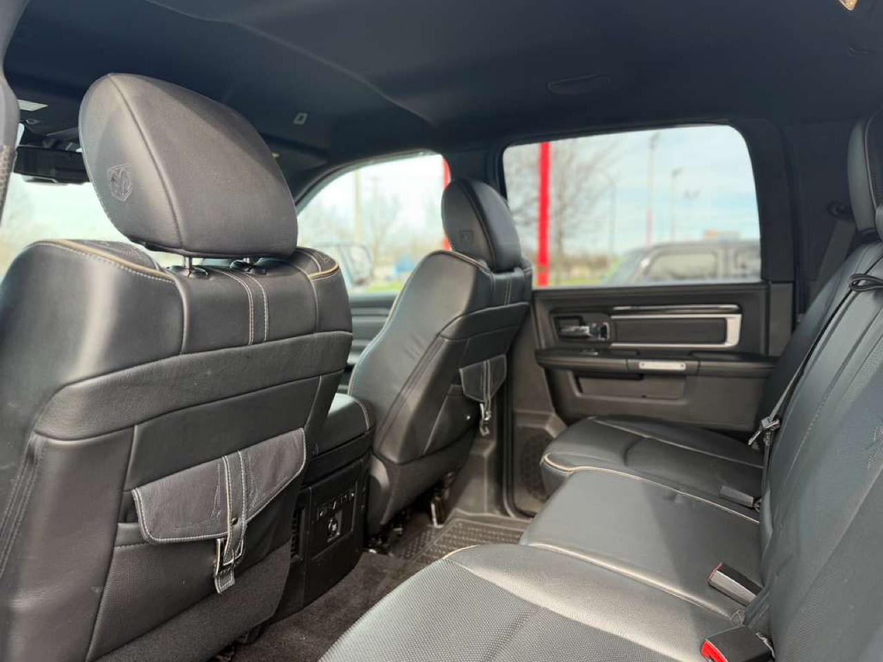 RAM 1500 Limited 4x4 Crew Cab 5'7" Box 2017