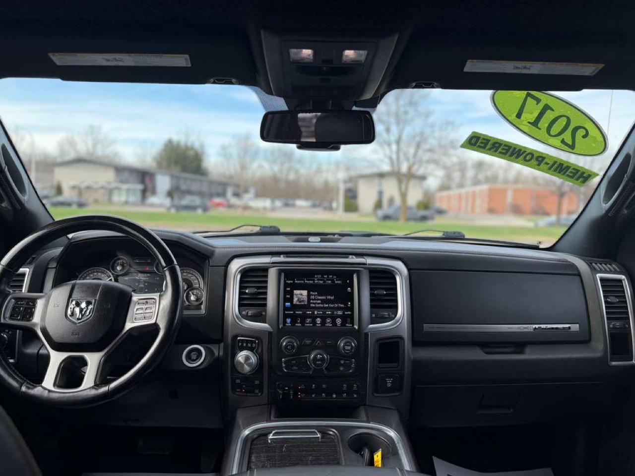 RAM 1500 Limited 4x4 Crew Cab 5'7" Box 2017