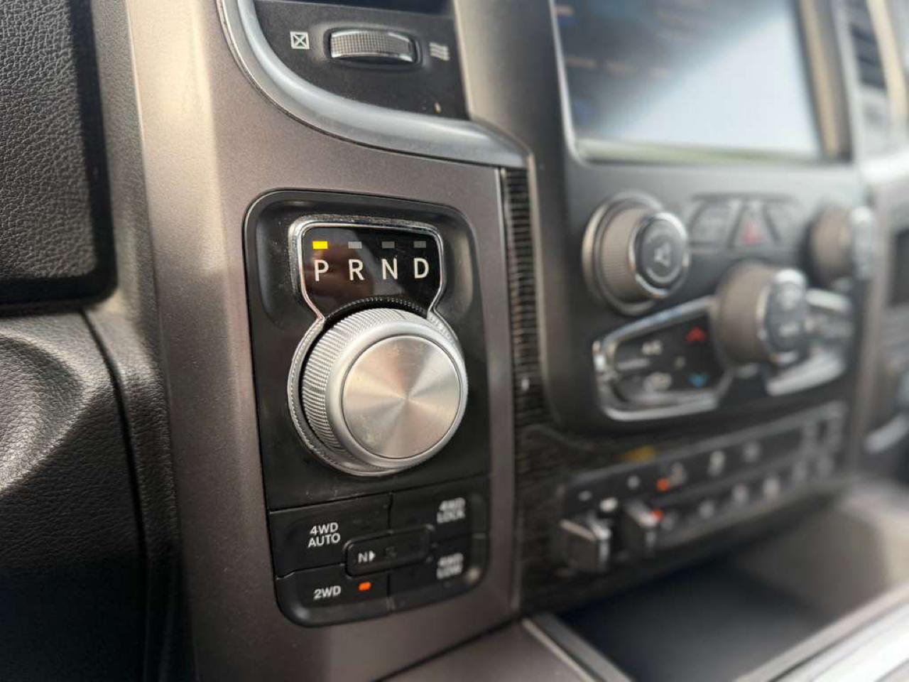 RAM 1500 Limited 4x4 Crew Cab 5'7" Box 2017