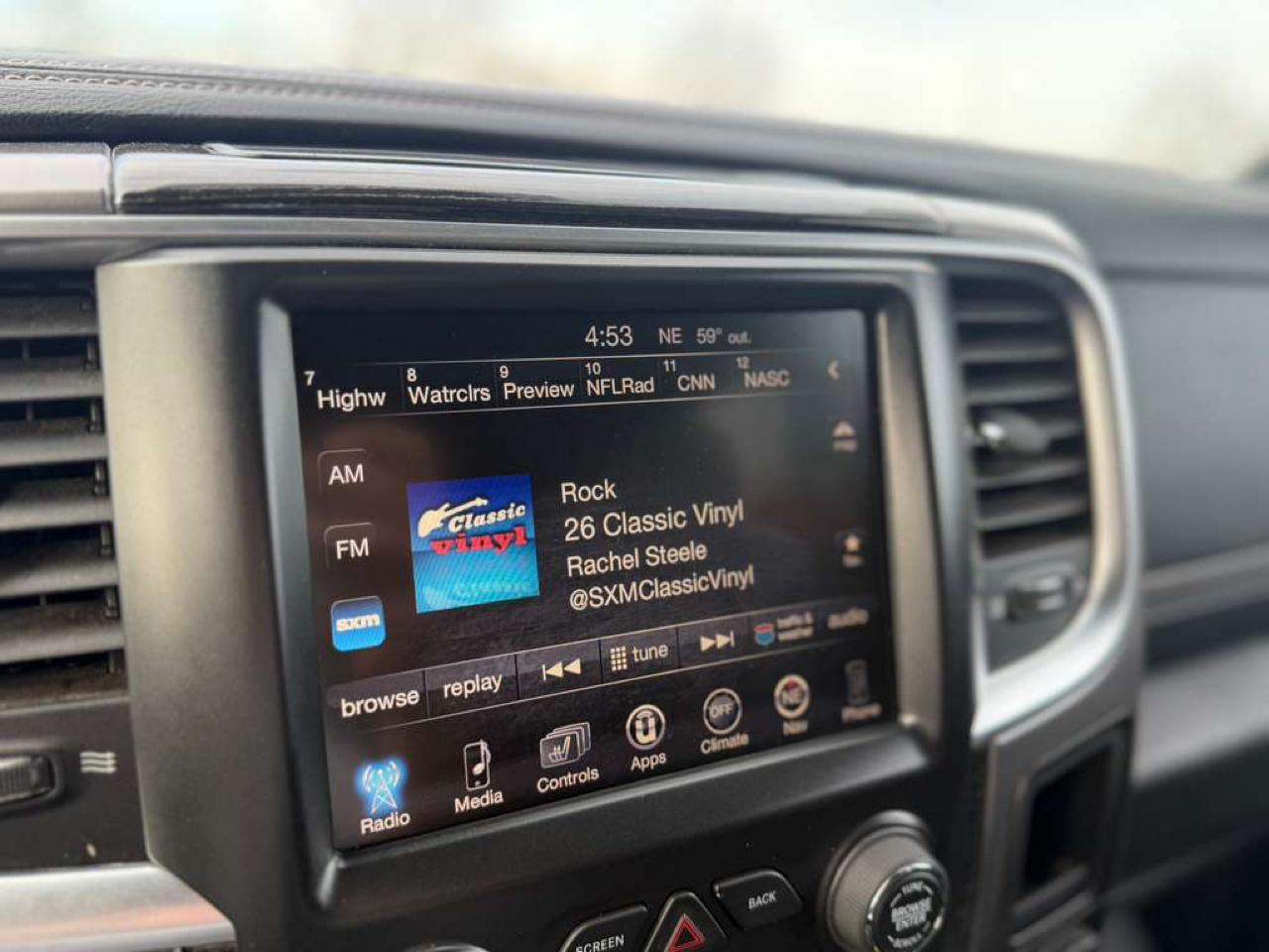 RAM 1500 Limited 4x4 Crew Cab 5'7" Box 2017