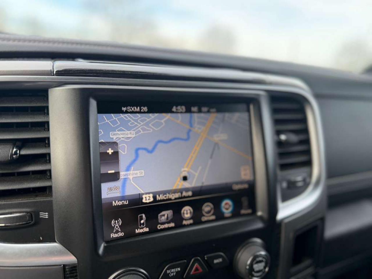 RAM 1500 Limited 4x4 Crew Cab 5'7" Box 2017