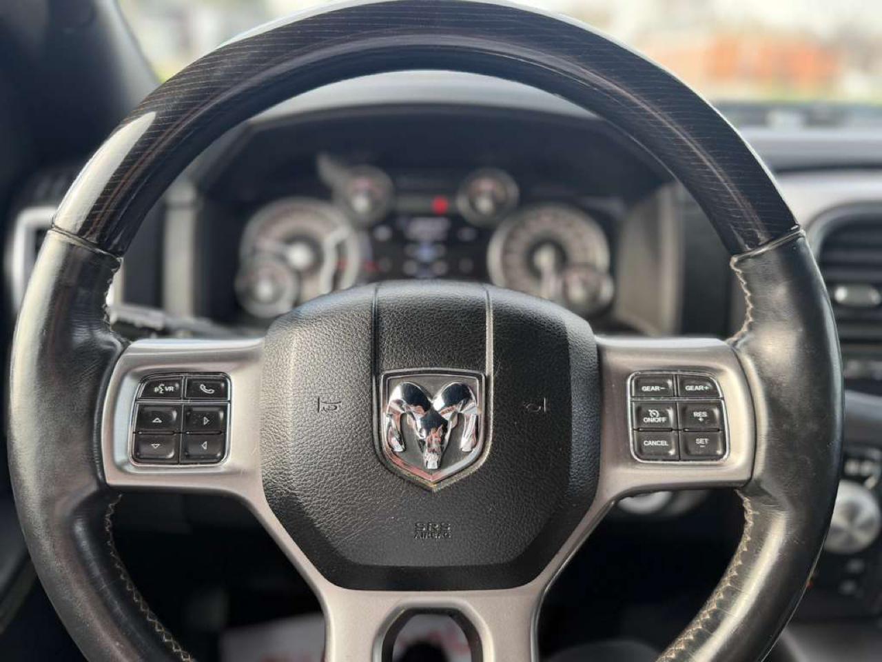 RAM 1500 Limited 4x4 Crew Cab 5'7" Box 2017