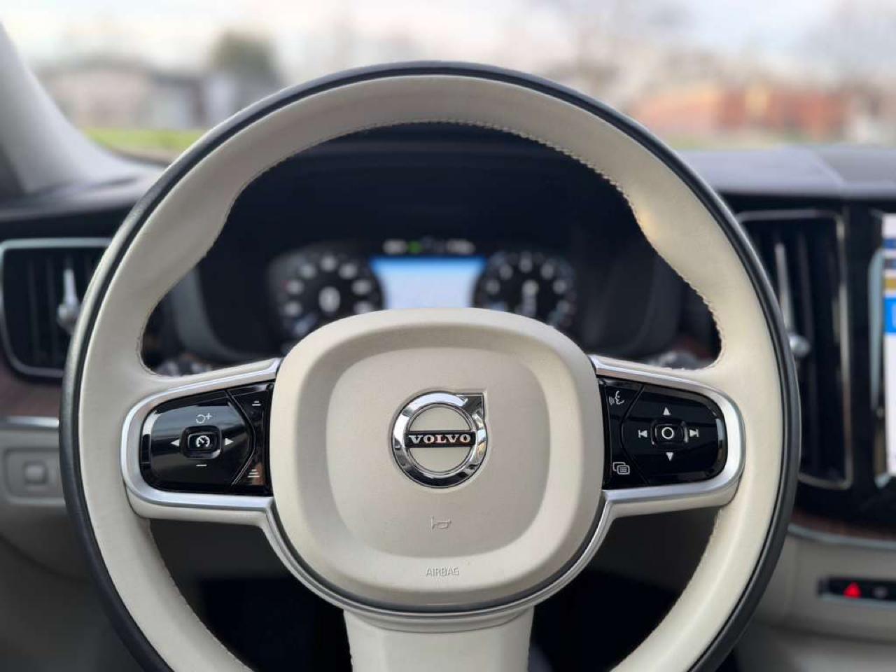 Volvo XC60 T5 Inscription AWD 2019