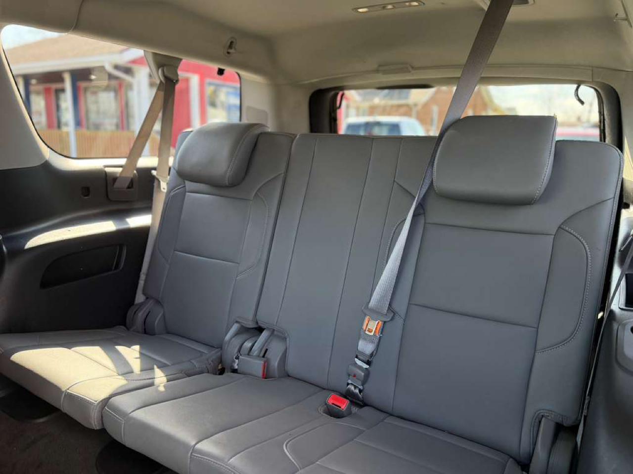 Chevrolet Suburban LT 4WD 2016