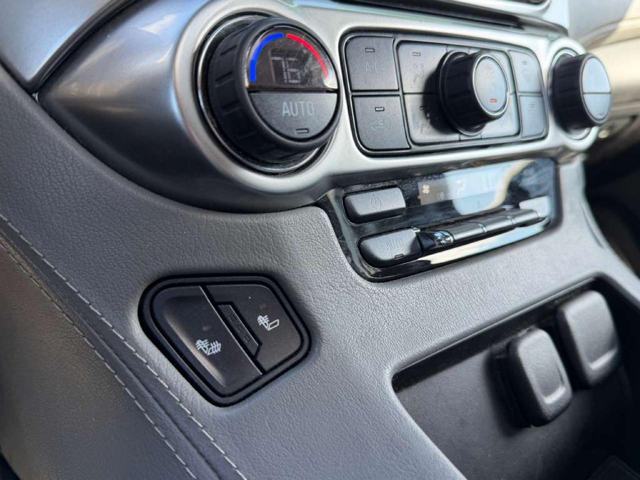 Chevrolet Suburban LT 4WD 2016