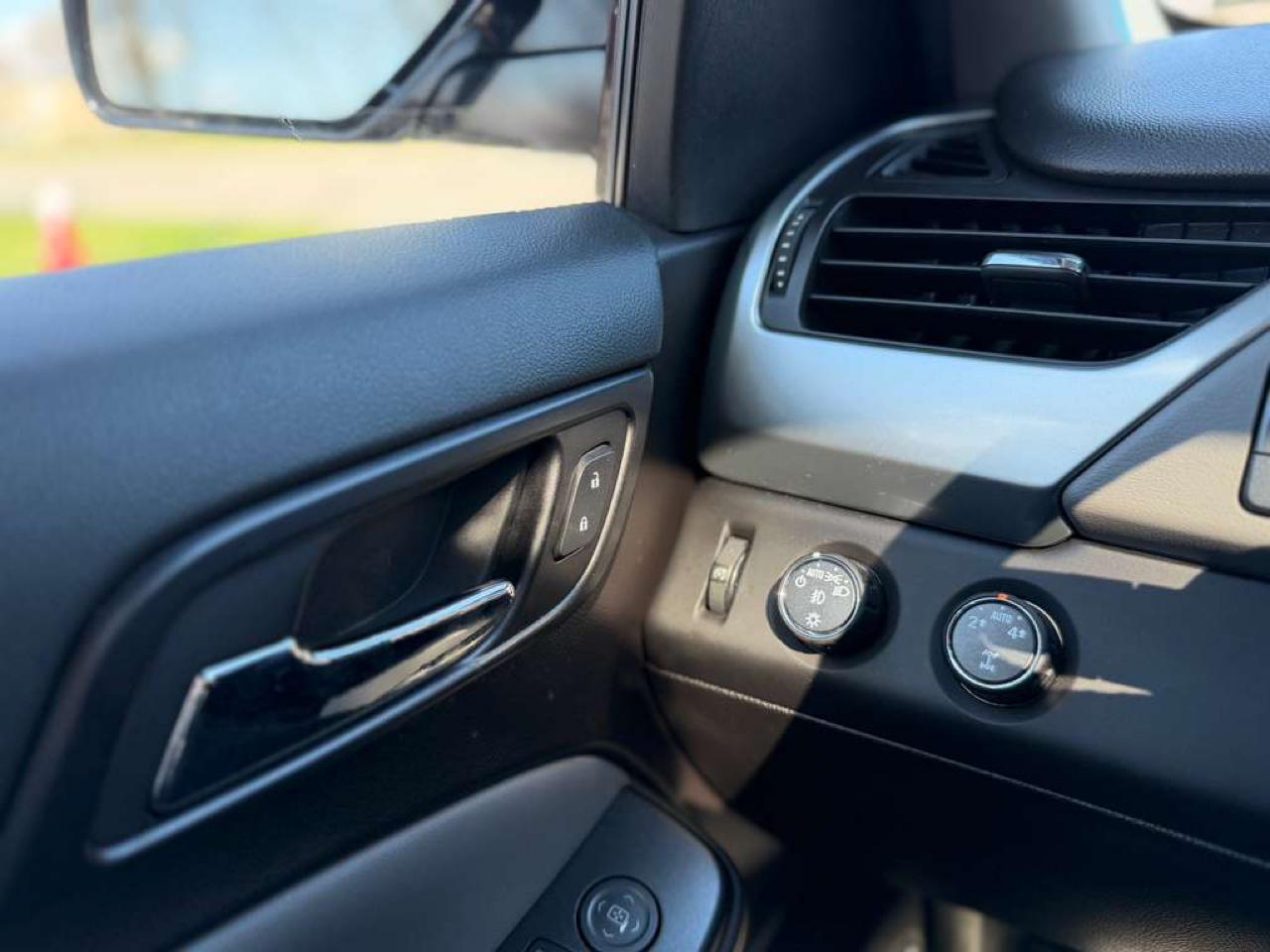 Chevrolet Suburban LT 4WD 2016