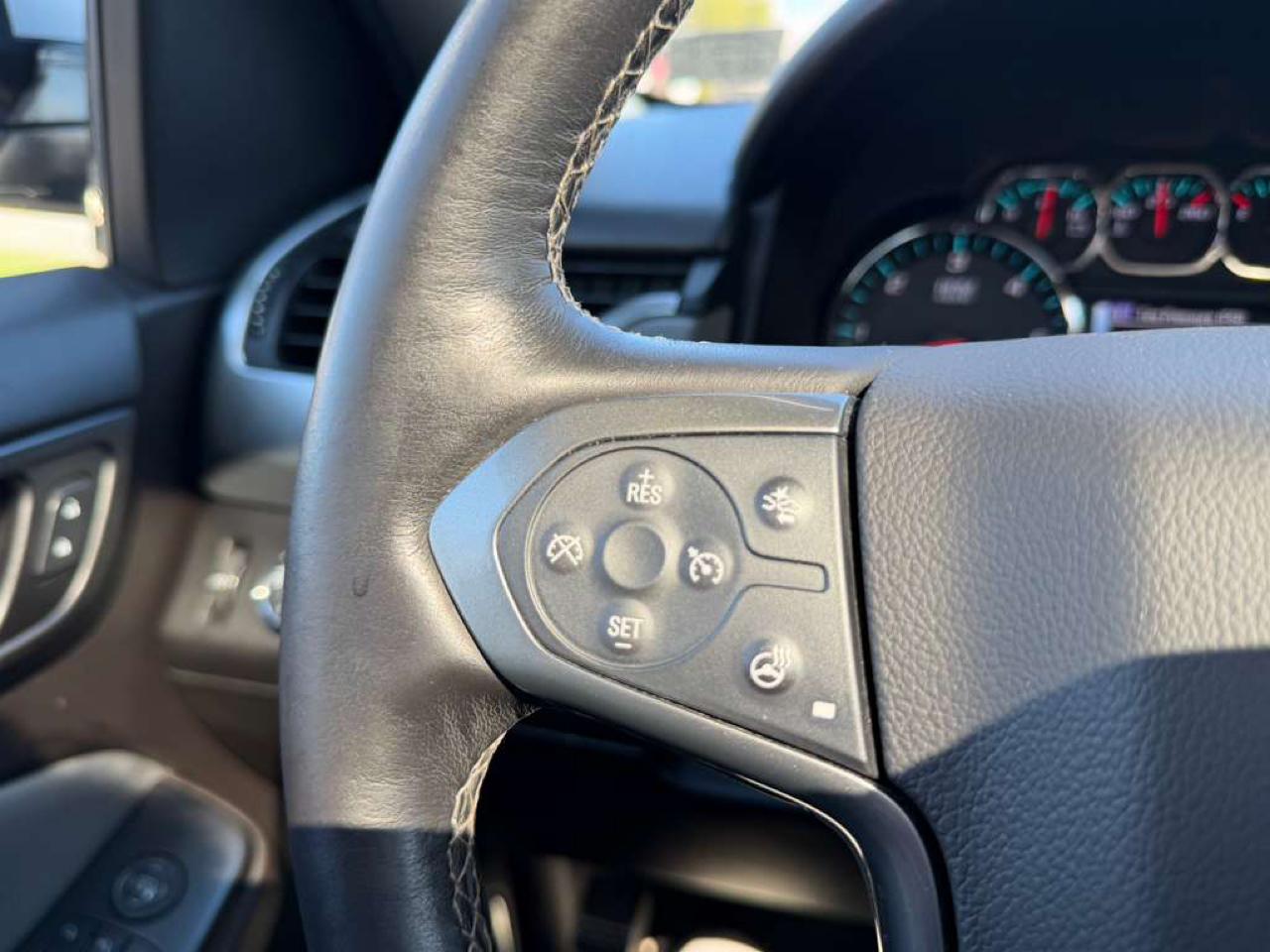 Chevrolet Suburban LT 4WD 2016