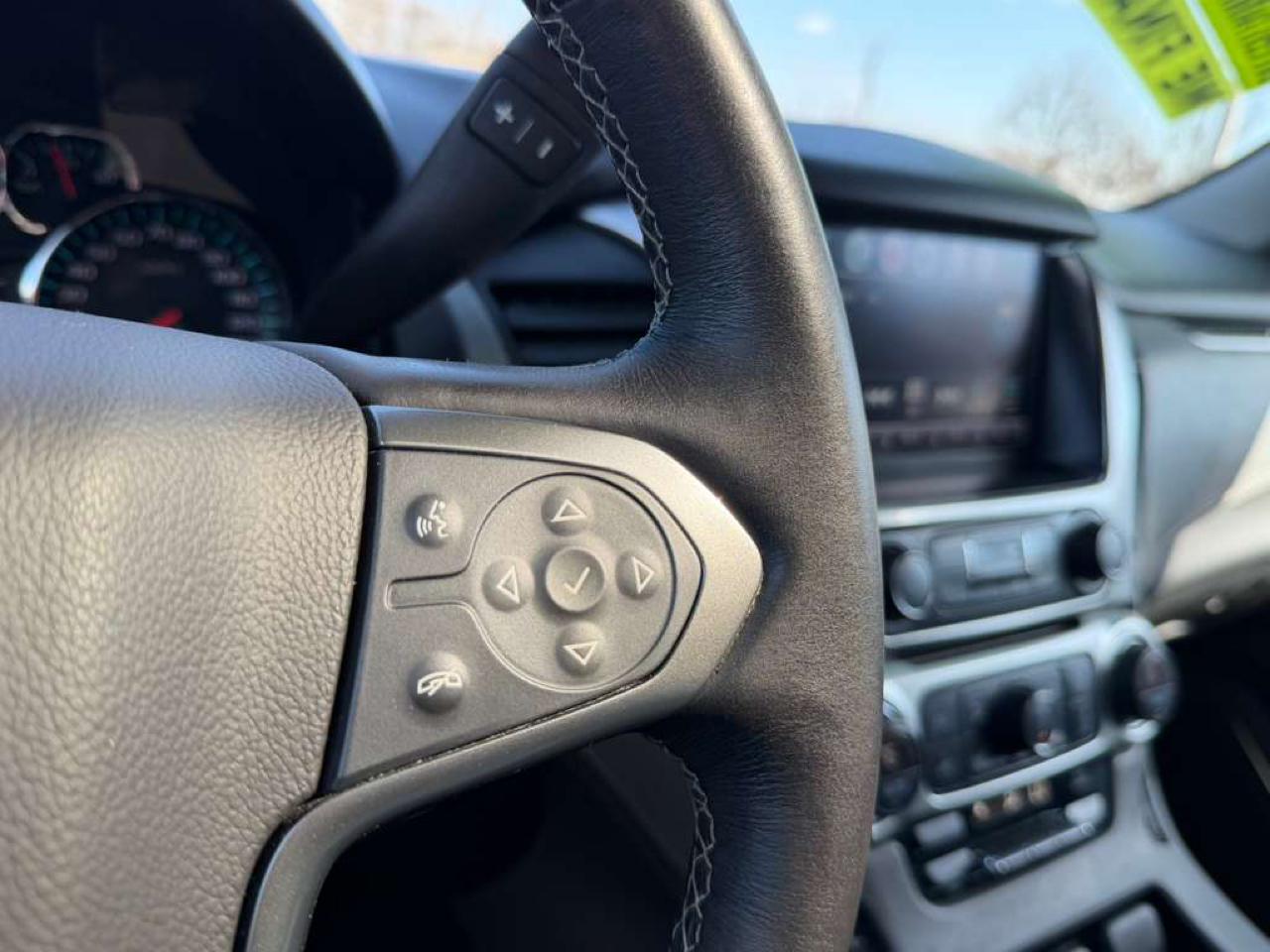 Chevrolet Suburban LT 4WD 2016