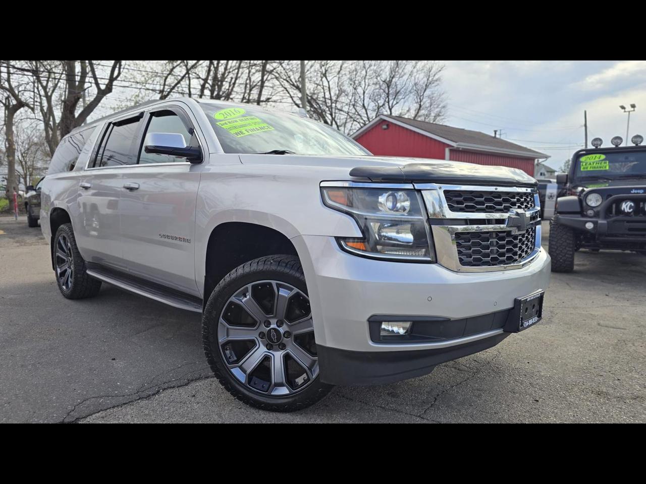 Chevrolet Suburban LT 4WD 2016
