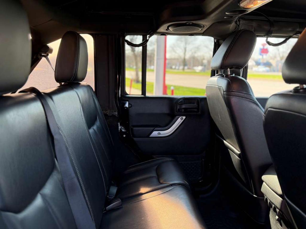 Jeep Wrangler Unlimited Rubicon 4WD 2014