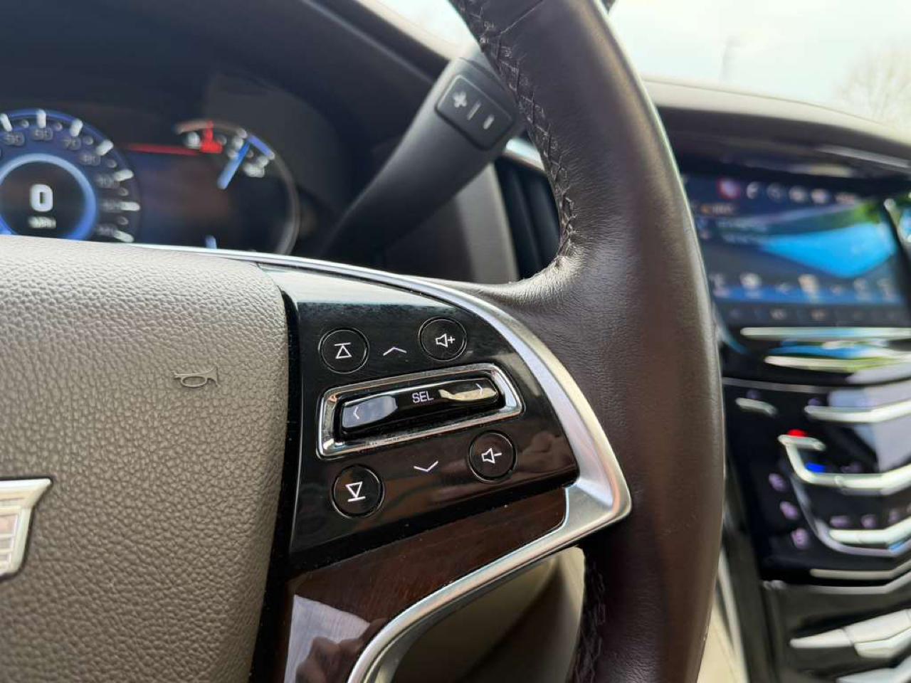 Cadillac Escalade ESV Premium 4WD 2016