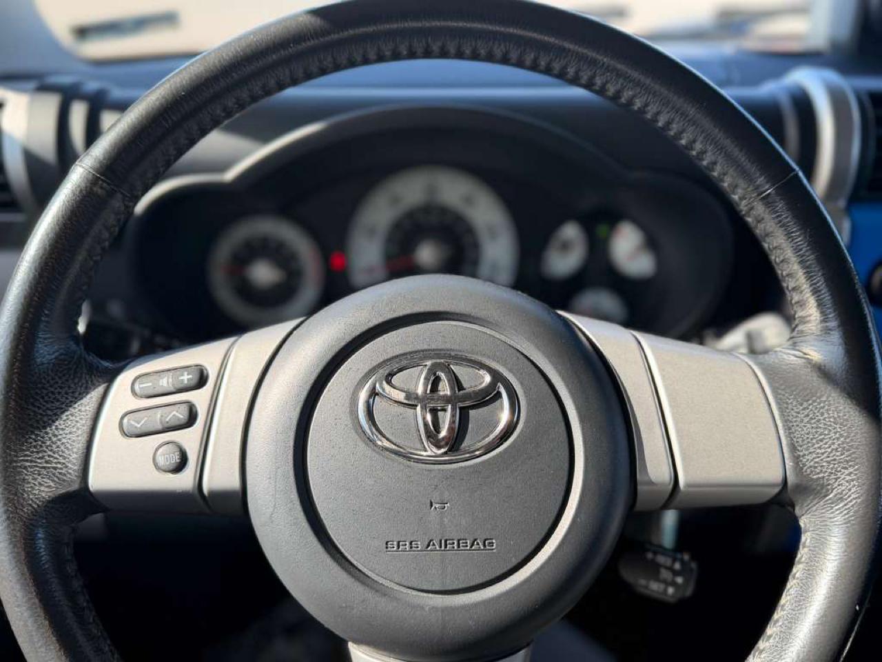 Toyota FJ Cruiser 4WD AT 2007