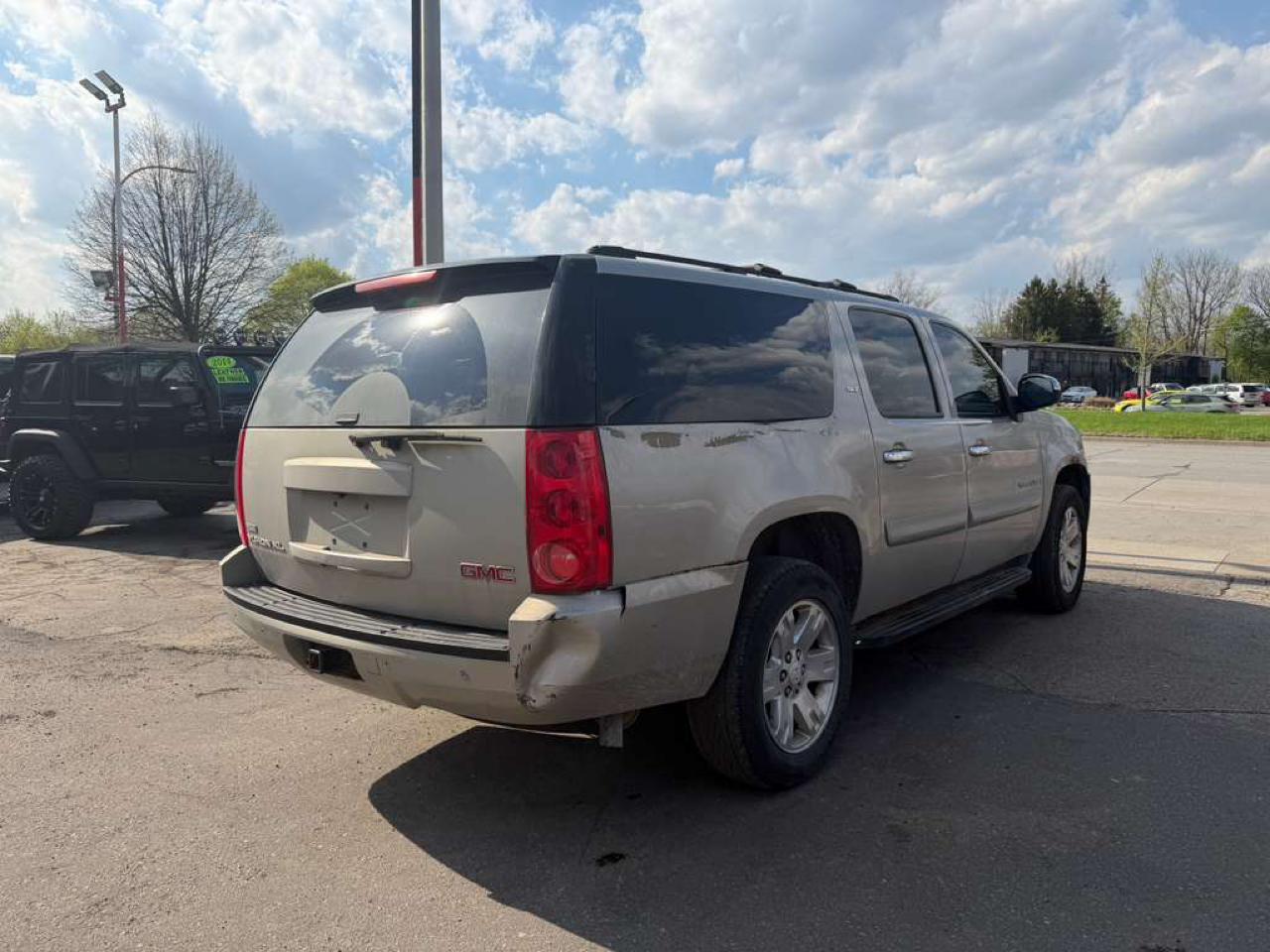 GMC Yukon XL SLT 4WD 2008