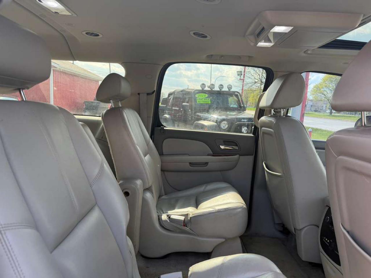 GMC Yukon XL SLT 4WD 2008