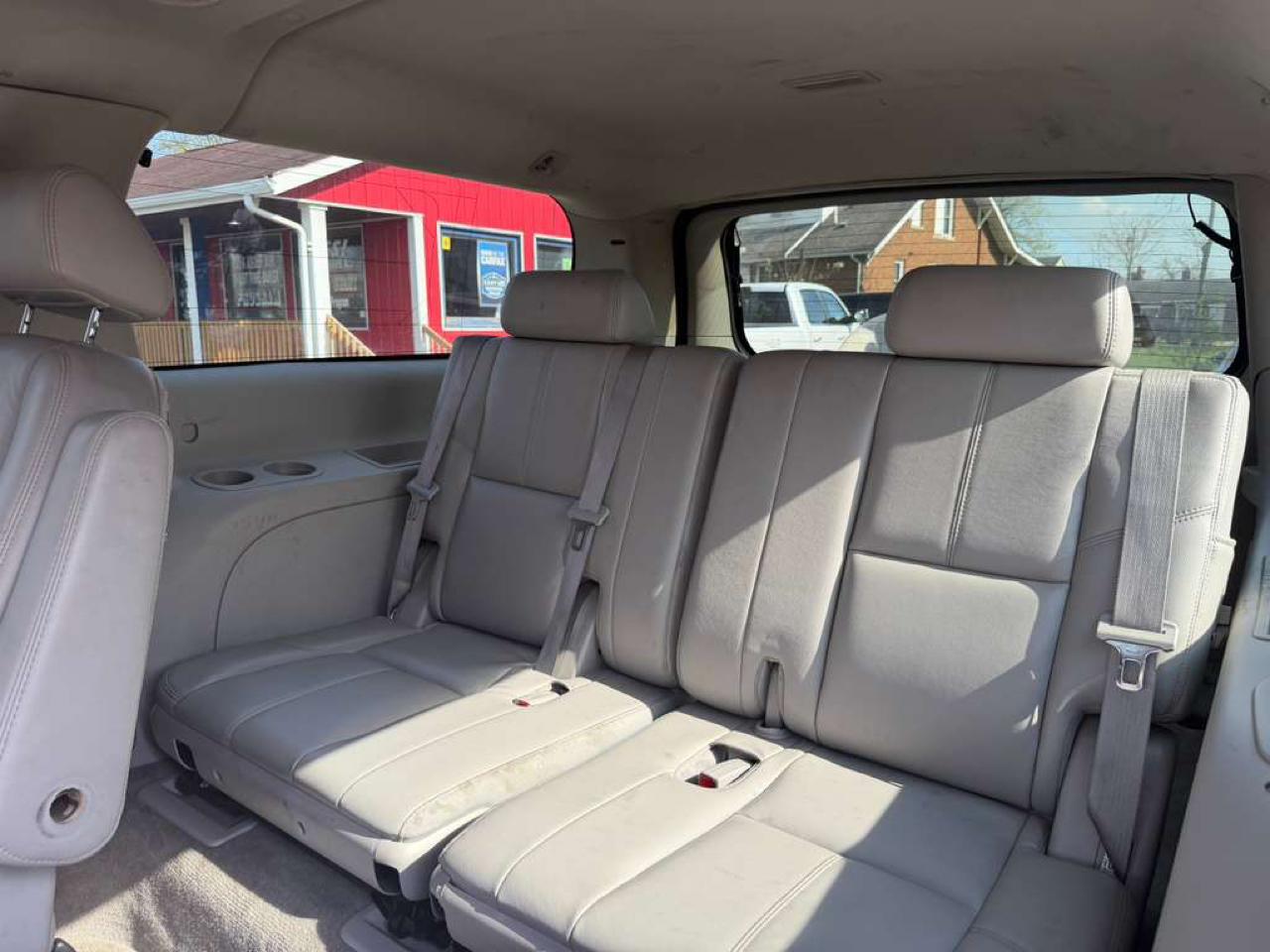 GMC Yukon XL SLT 4WD 2008