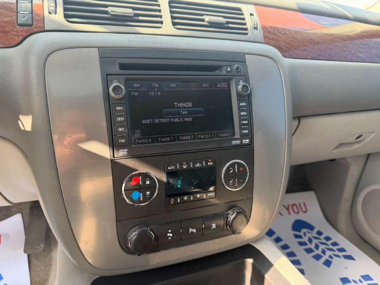 GMC Yukon XL SLT 4WD 2008