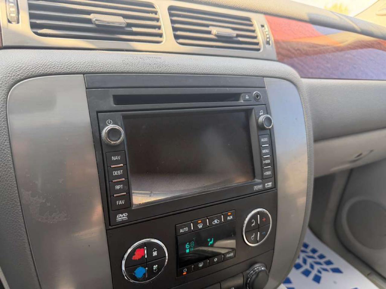 GMC Yukon XL SLT 4WD 2008