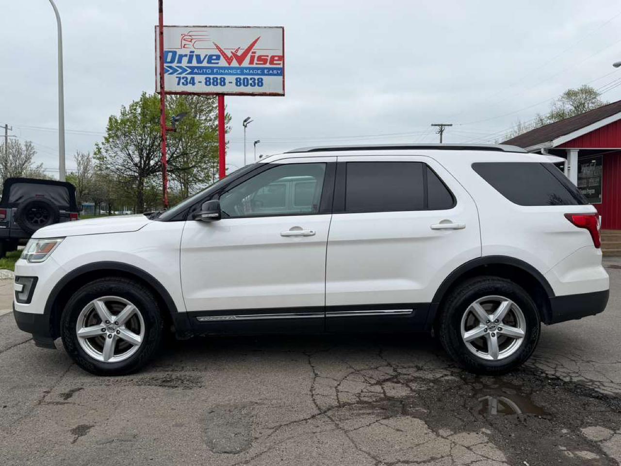 Ford Explorer XLT 4WD 2016