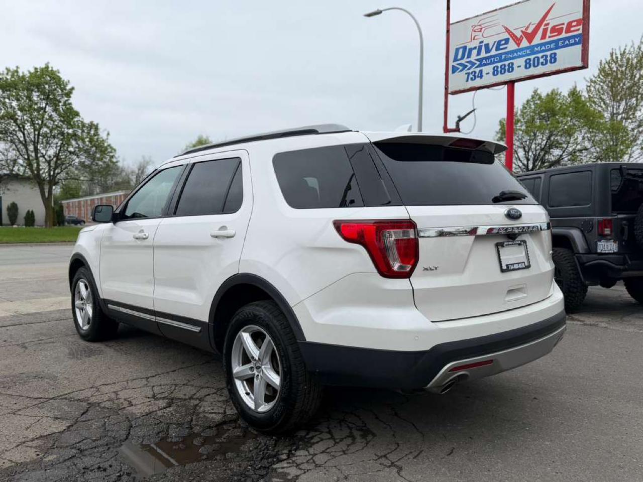 Ford Explorer XLT 4WD 2016