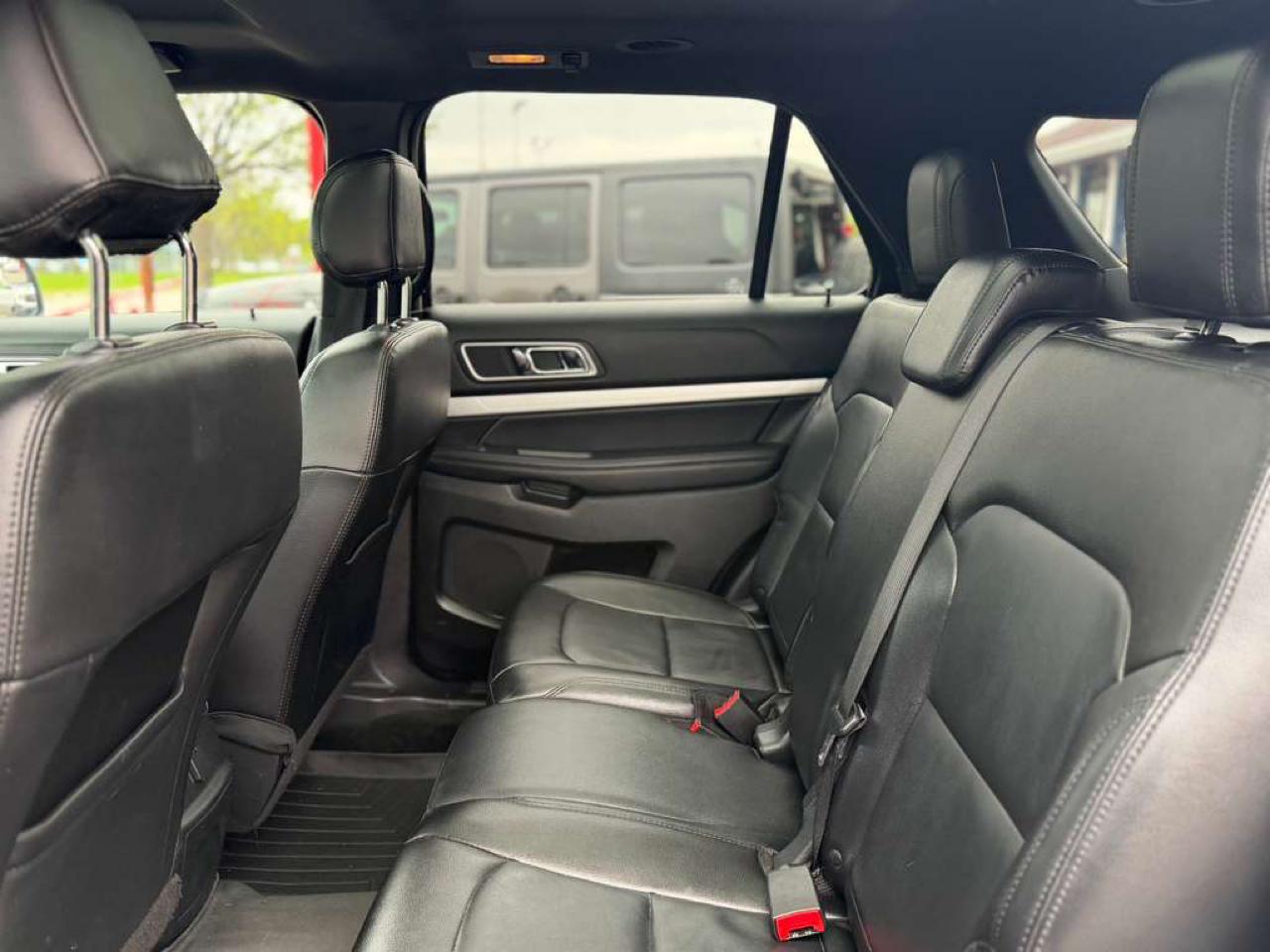 Ford Explorer XLT 4WD 2016