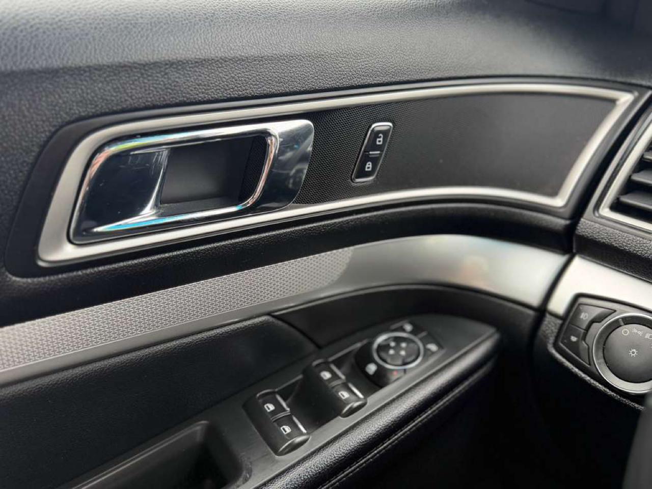 Ford Explorer XLT 4WD 2016