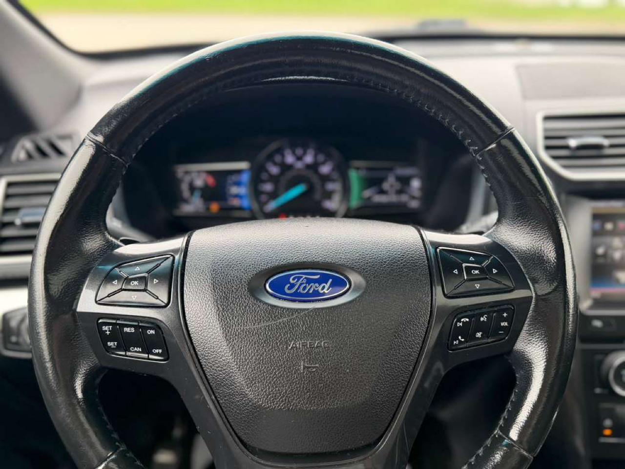 Ford Explorer XLT 4WD 2016