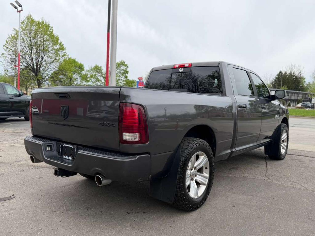 RAM 1500 Sport Crew Cab 4WD 2015