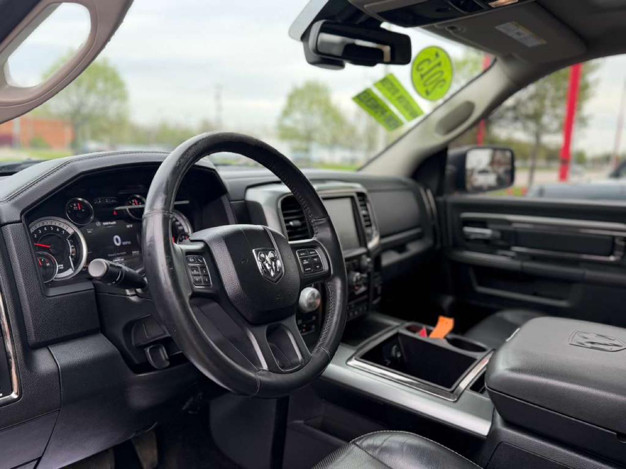 RAM 1500 Sport Crew Cab 4WD 2015