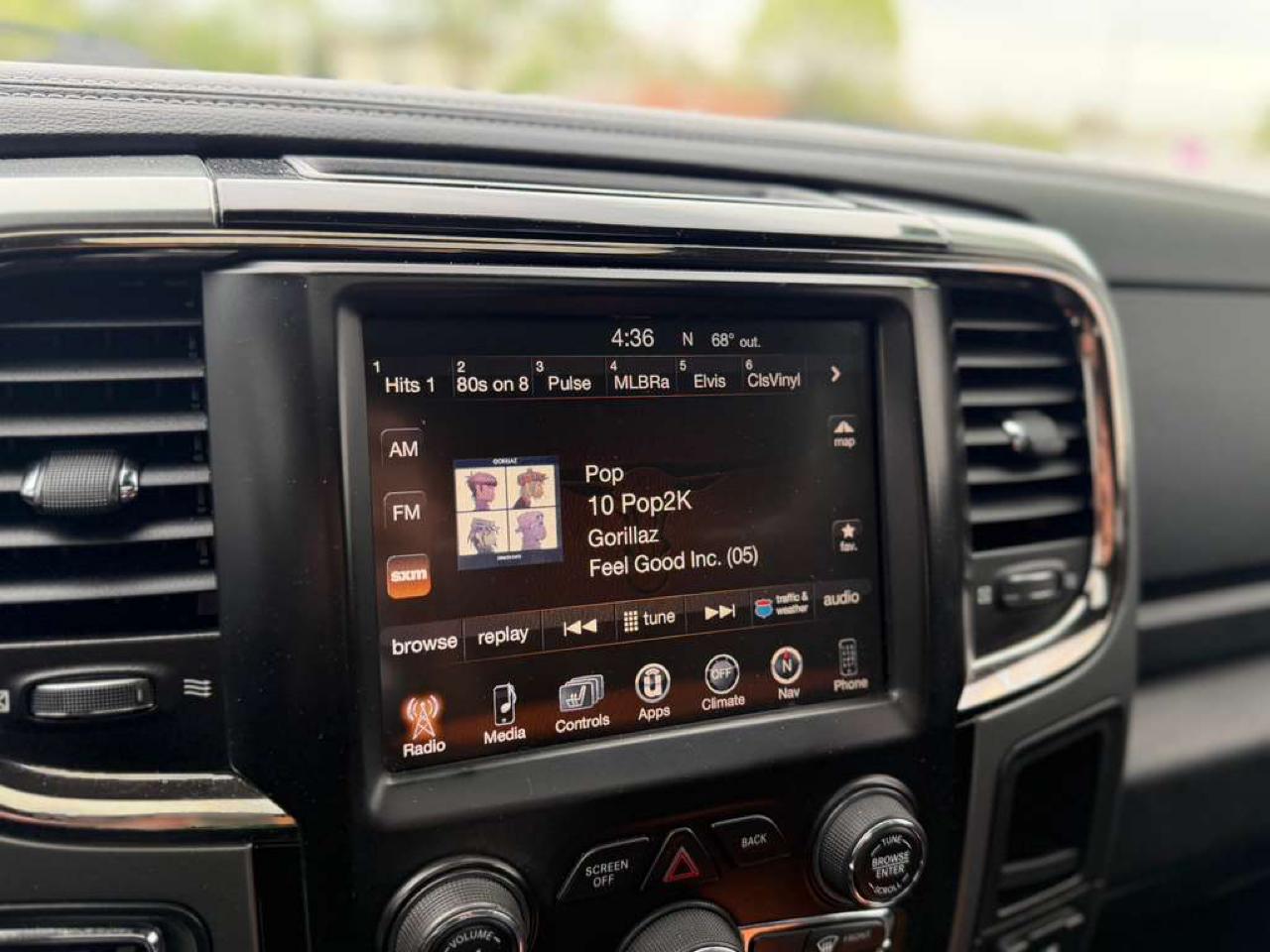 RAM 1500 Sport Crew Cab 4WD 2015