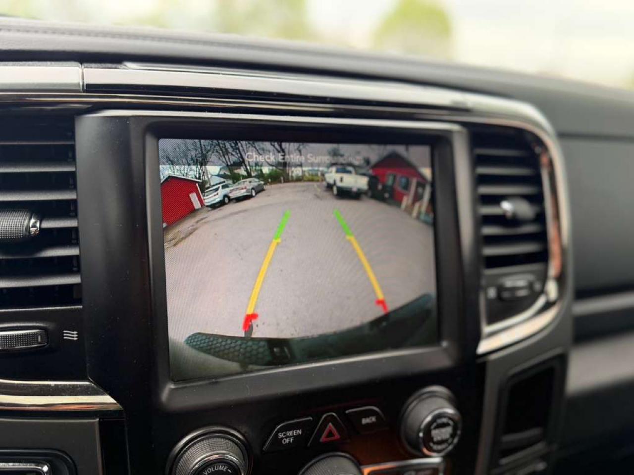 RAM 1500 Sport Crew Cab 4WD 2015