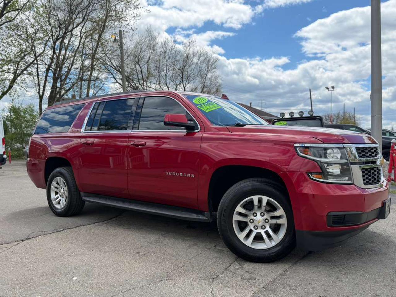 Chevrolet Suburban LT 1500 4WD 2015