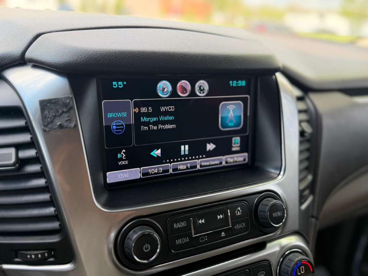 Chevrolet Suburban LT 1500 4WD 2015