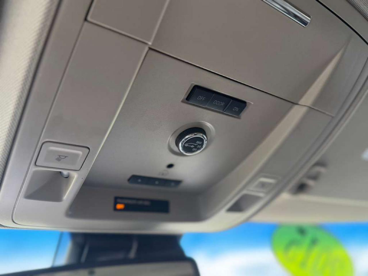 Chevrolet Suburban LT 1500 4WD 2015