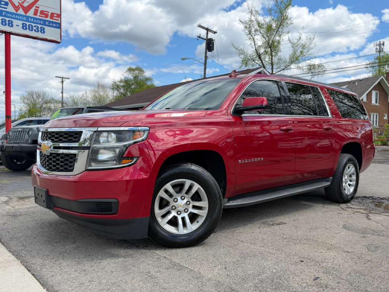 Chevrolet Suburban LT 1500 4WD 2015