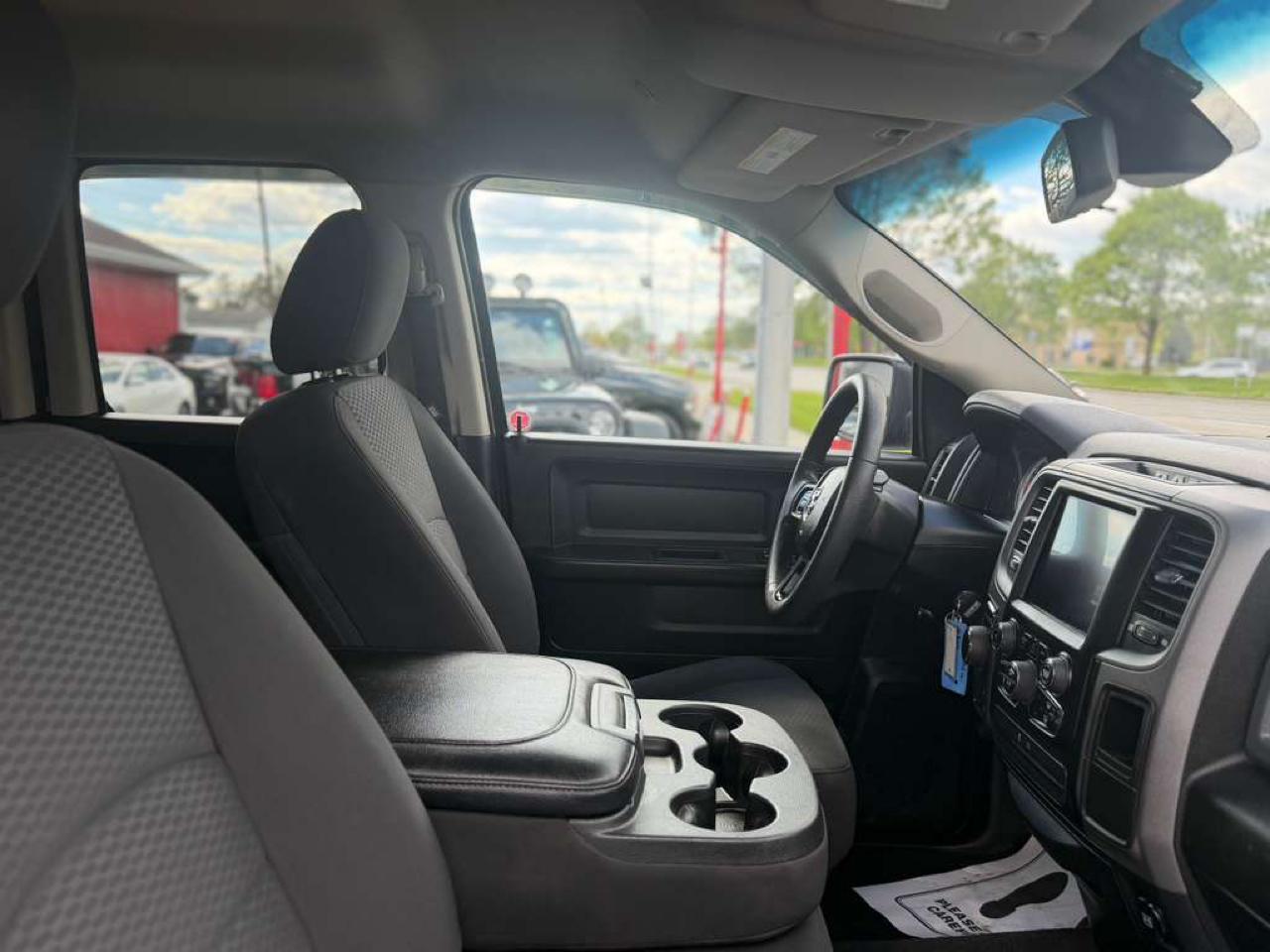 RAM 1500 Classic Tradesman Quad Cab 4WD 2019