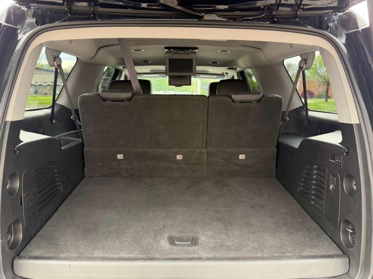 Chevrolet Suburban Premier 4WD 2017