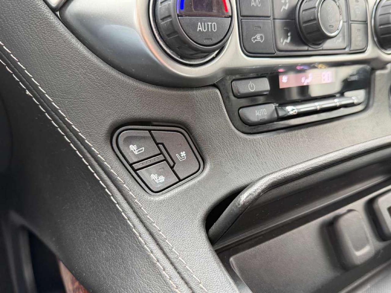 Chevrolet Suburban Premier 4WD 2017