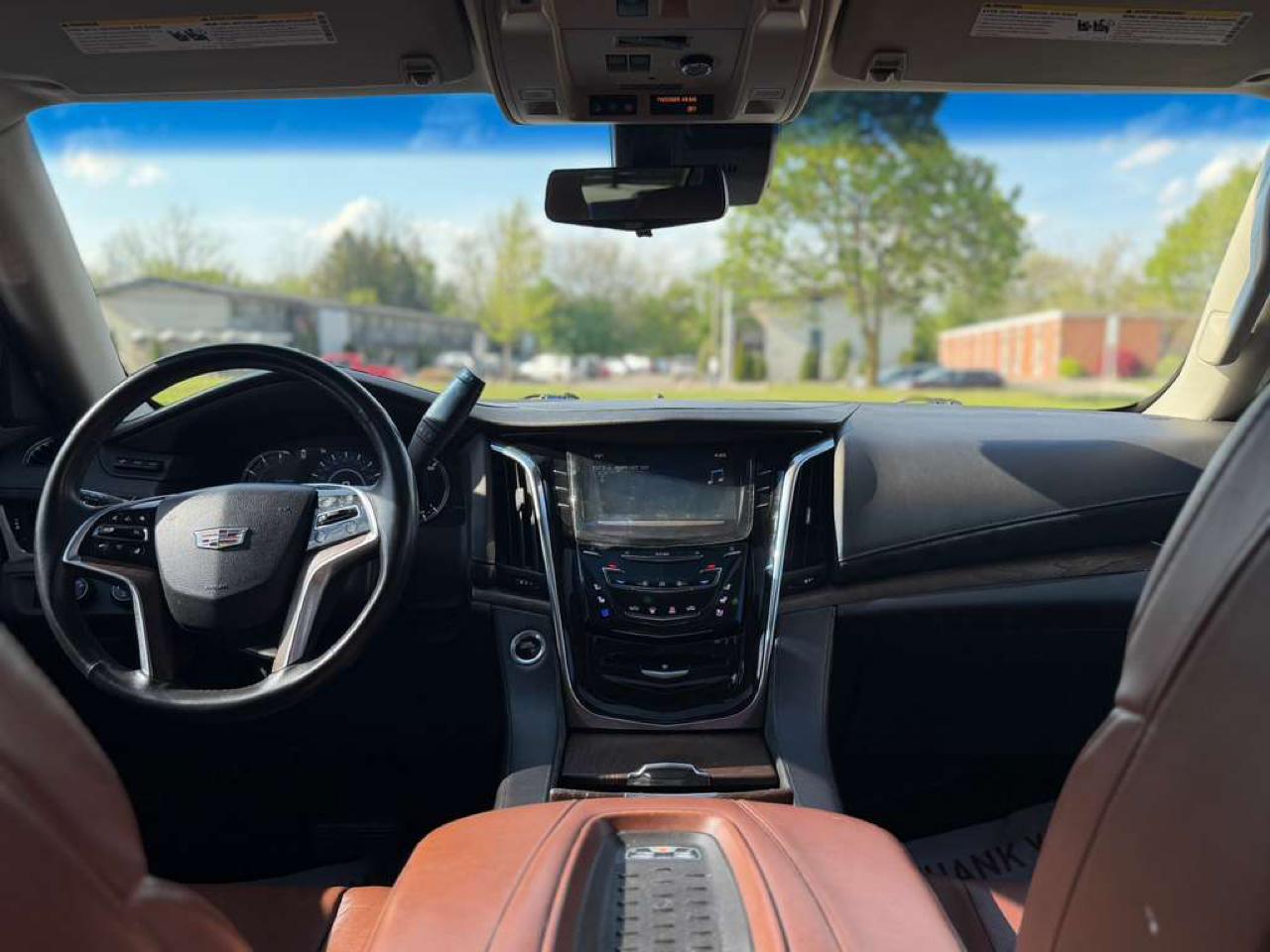 Cadillac Escalade Luxury 4WD 2017