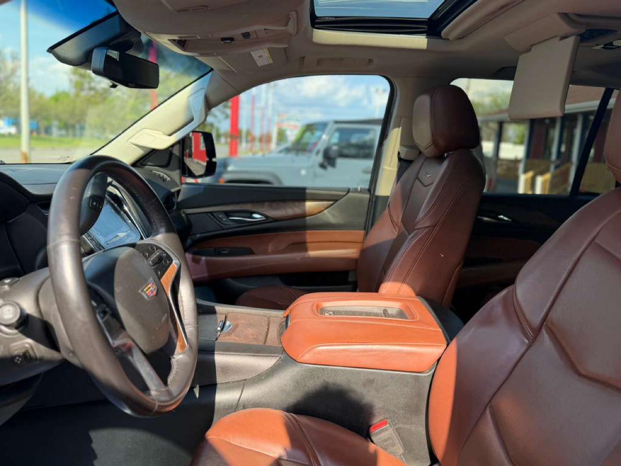 Cadillac Escalade Luxury 4WD 2017