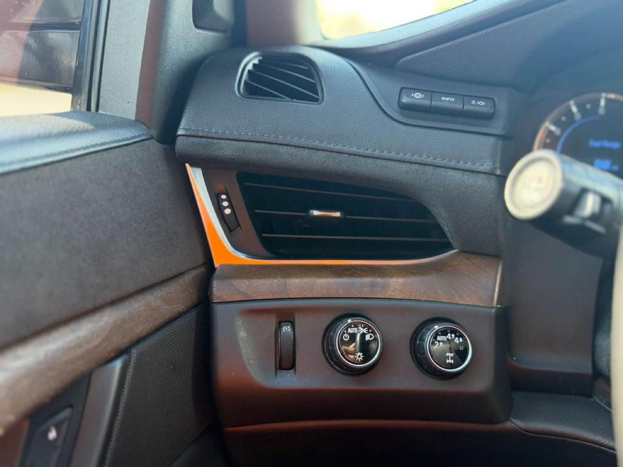 Cadillac Escalade Luxury 4WD 2017