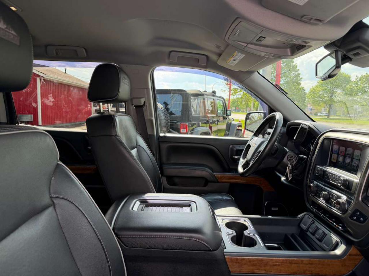 Chevrolet Silverado 1500 High Country Crew Cab 2017