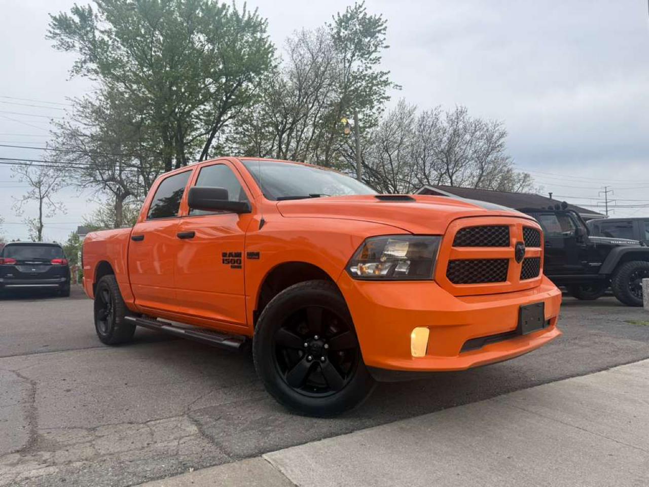 RAM 1500 Classic Tradesman Crew Cab SWB 4WD 2019