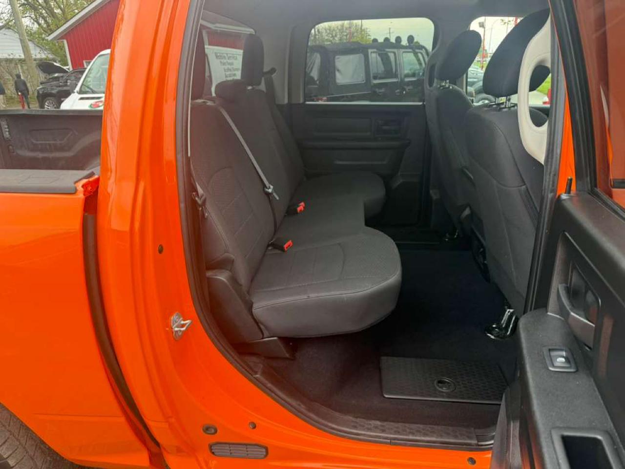 RAM 1500 Classic Tradesman Crew Cab SWB 4WD 2019