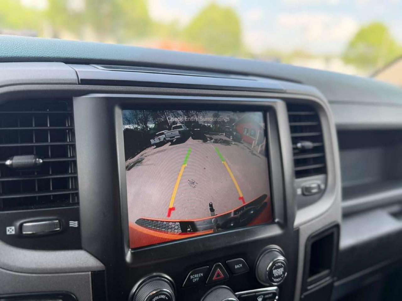 RAM 1500 Classic Express 4x4 Crew Cab 5'7" Box 2019