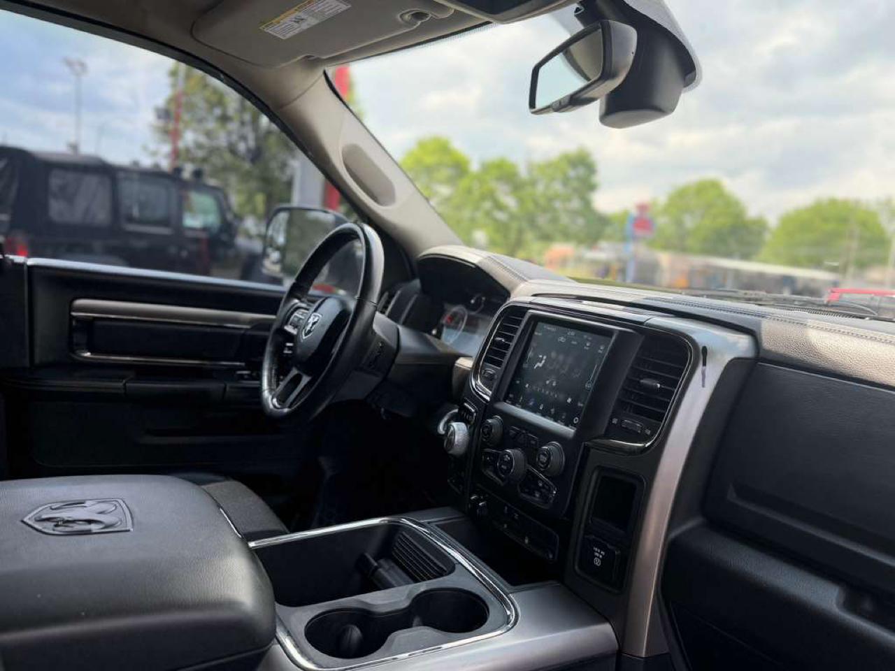 RAM 1500 Sport Crew Cab 4WD 2018