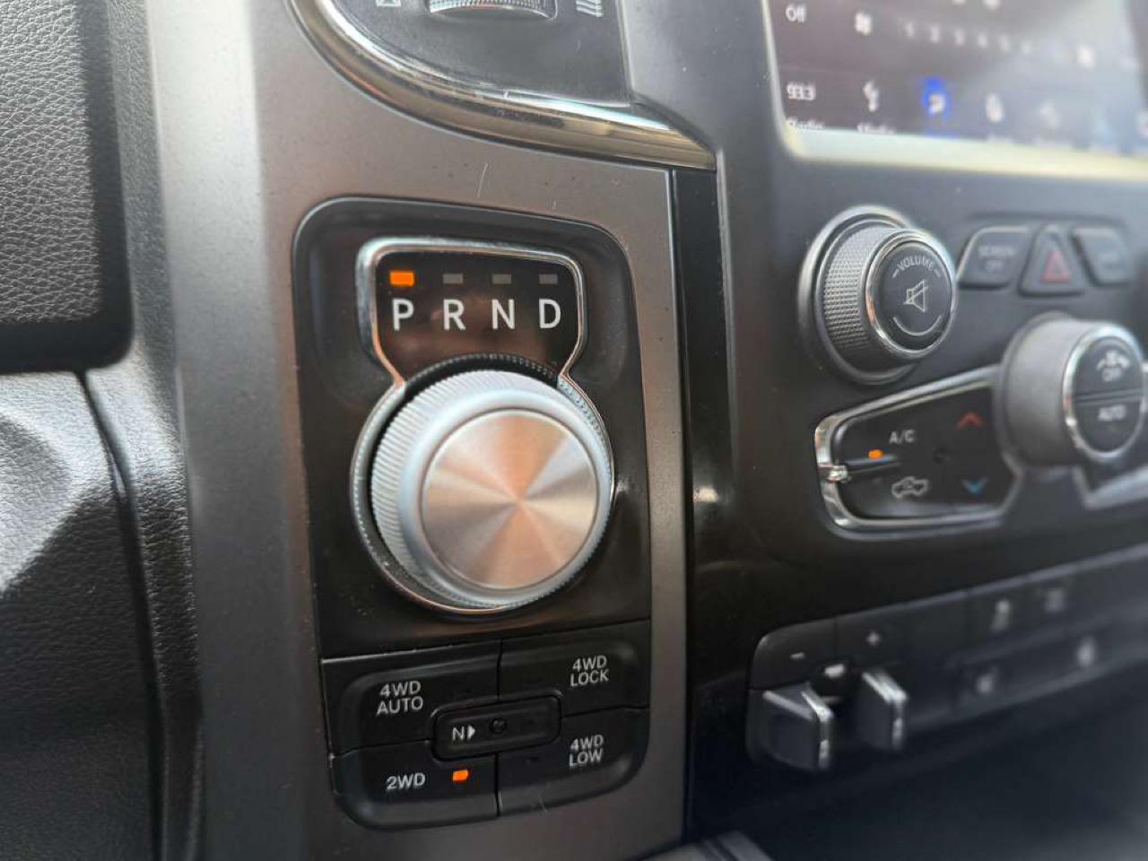 RAM 1500 Sport Crew Cab 4WD 2018