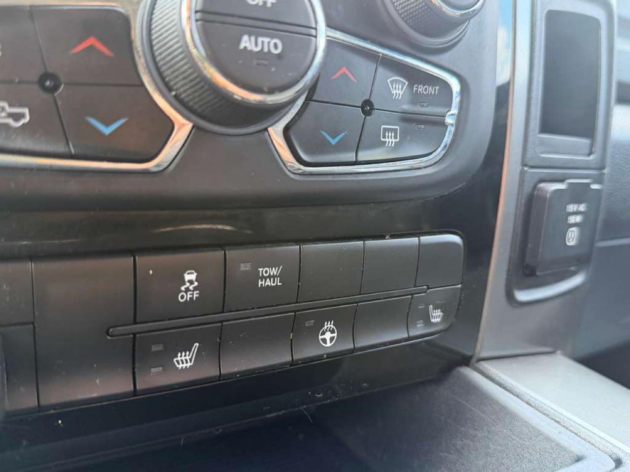 RAM 1500 Sport Crew Cab 4WD 2018